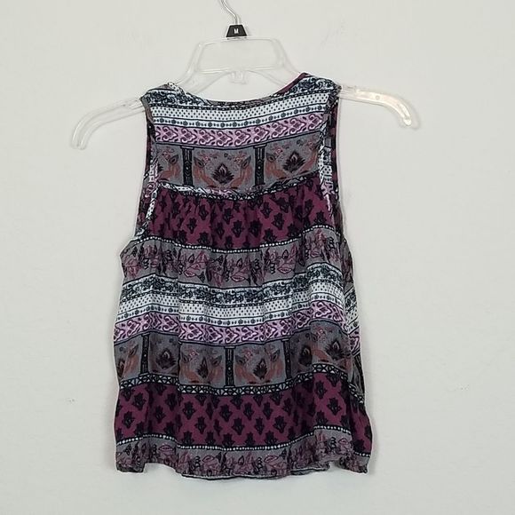 FOREVER 21 Tie Front Sleeveless Racerback Top - Picture 3 of 7